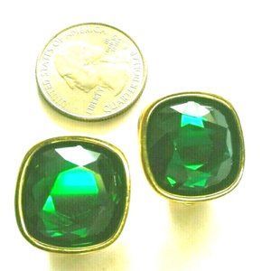 SAL  Swarovski Crystal Emerald Green earrings